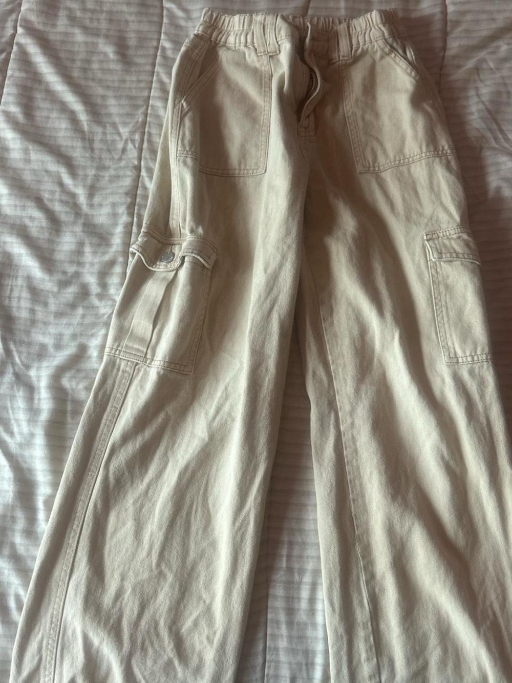 Women’s Cargo Utility Pants — Cream